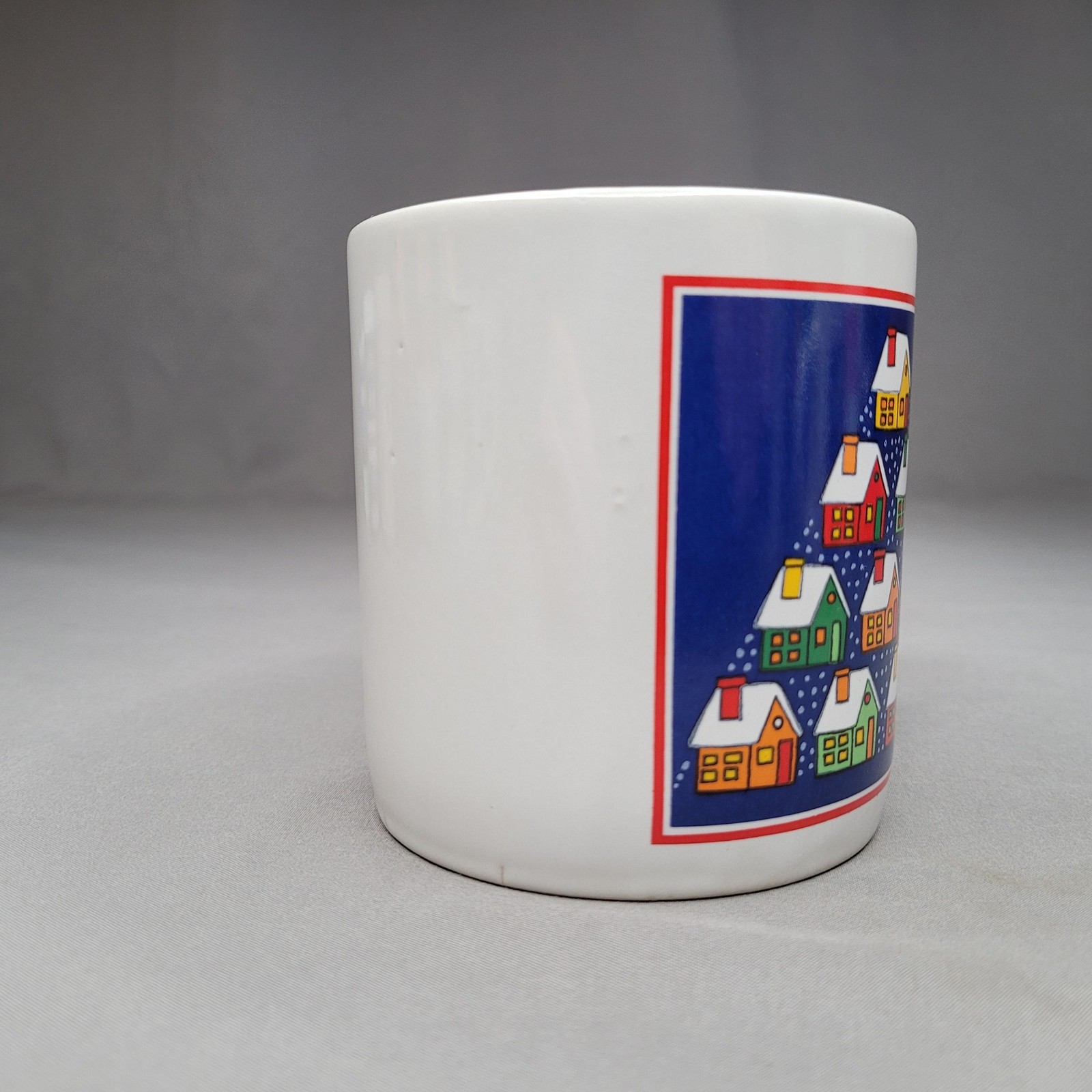 Unmarked Christmas Heritage Ceramic Mug Multicolor Village Houses Pyramid Japan