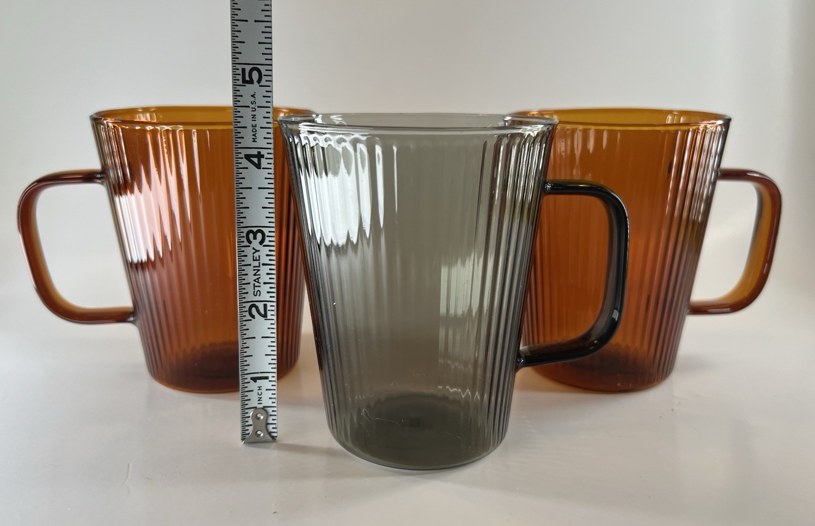 Set of 3 Mia Borosilicate Glass Mugs 14.3 oz – 2 Dark Amber & 1 Gray