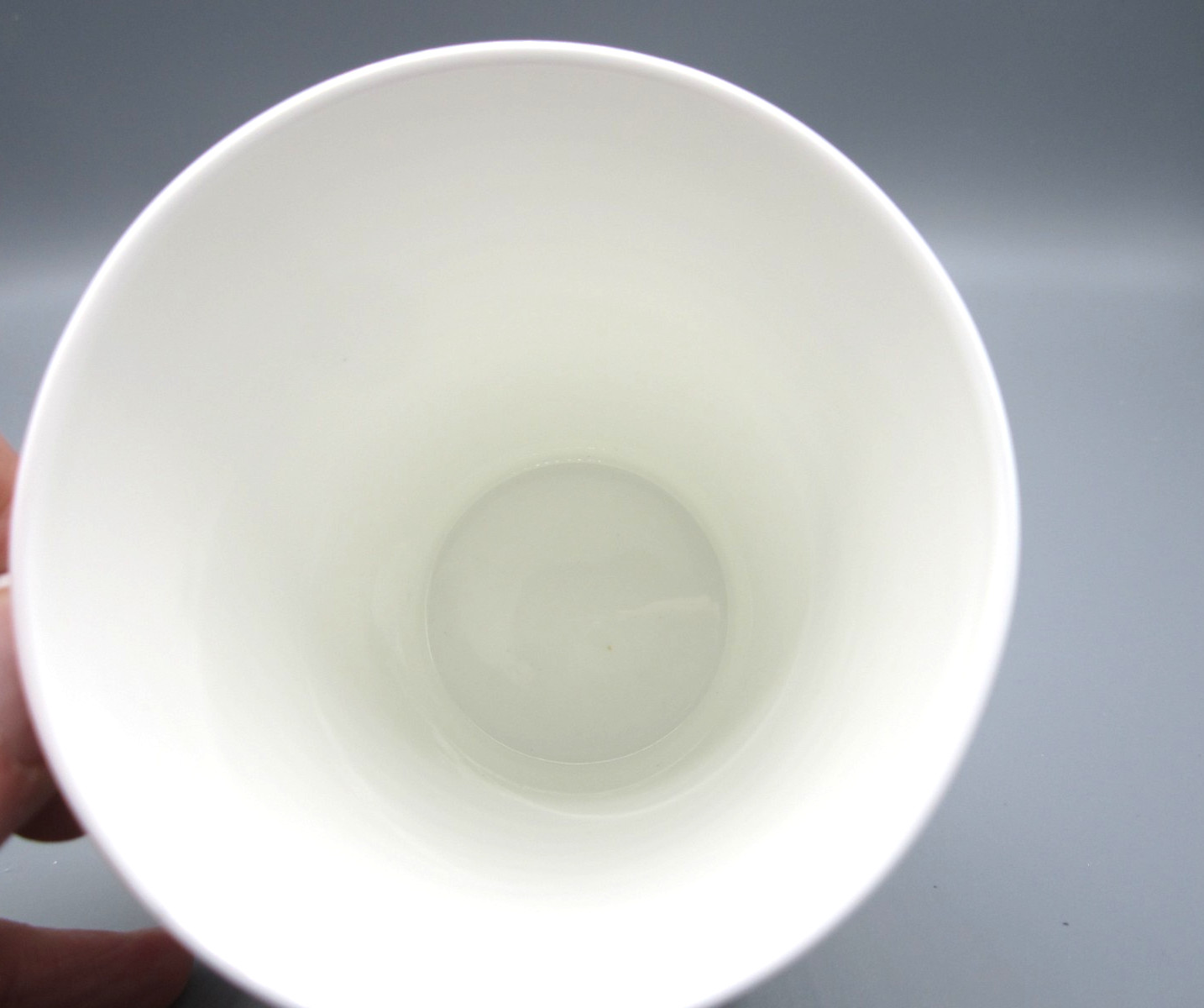 Pair of 2 Mikasa Swirl, White Fine Bone Ribbed China Tea Coffee Mug 13 oz (P481)