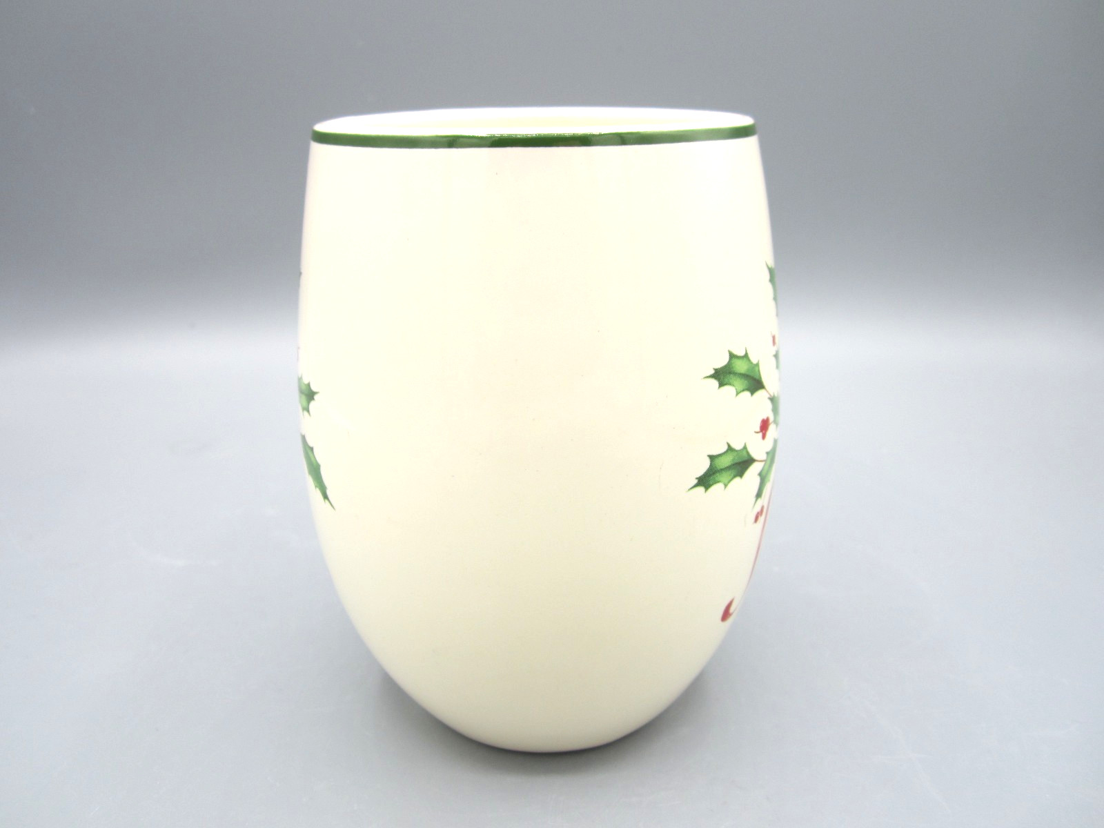 Lenox Christmas Off-White, Holiday Holly & Ribbon Tea Coffee Mug 18 oz (209)