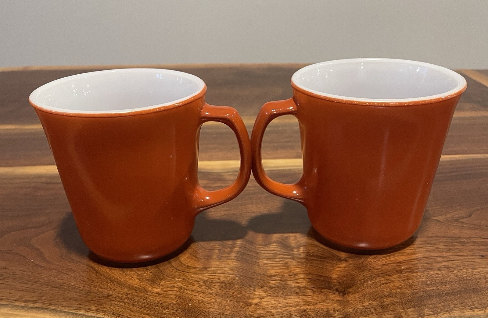 CorningWare Vintage Orange White Glass Coffee Mugs Set of 2 8 fl oz Decorated