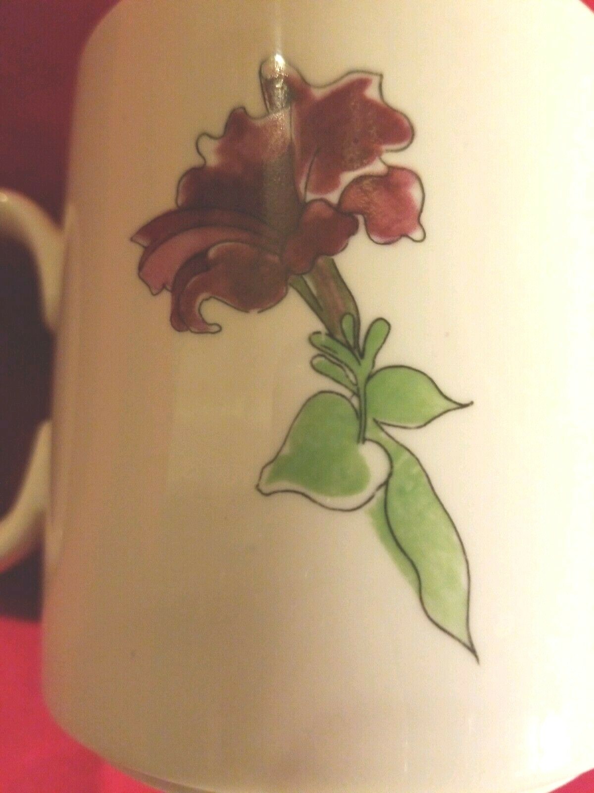 Villeroy & Boch Coffee Mug Petunia Made in Luxembourg