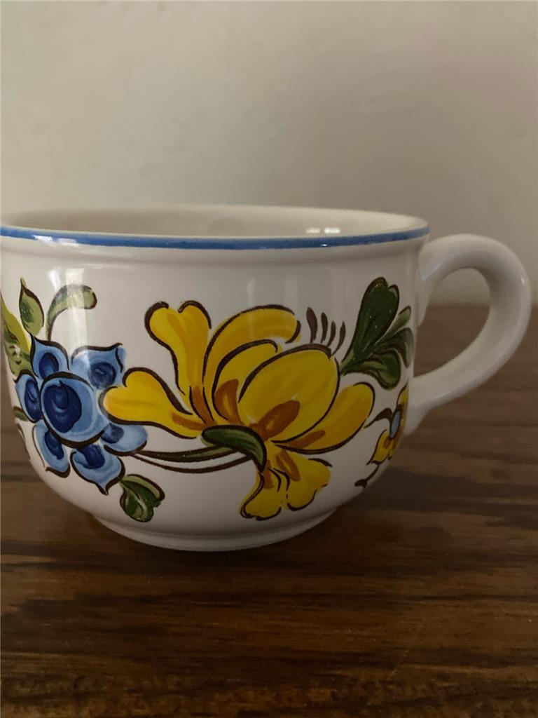 Lot 4 Villeroy & Boch Provence Luxembourg – Blue & Yellow Flowers Flat Cups