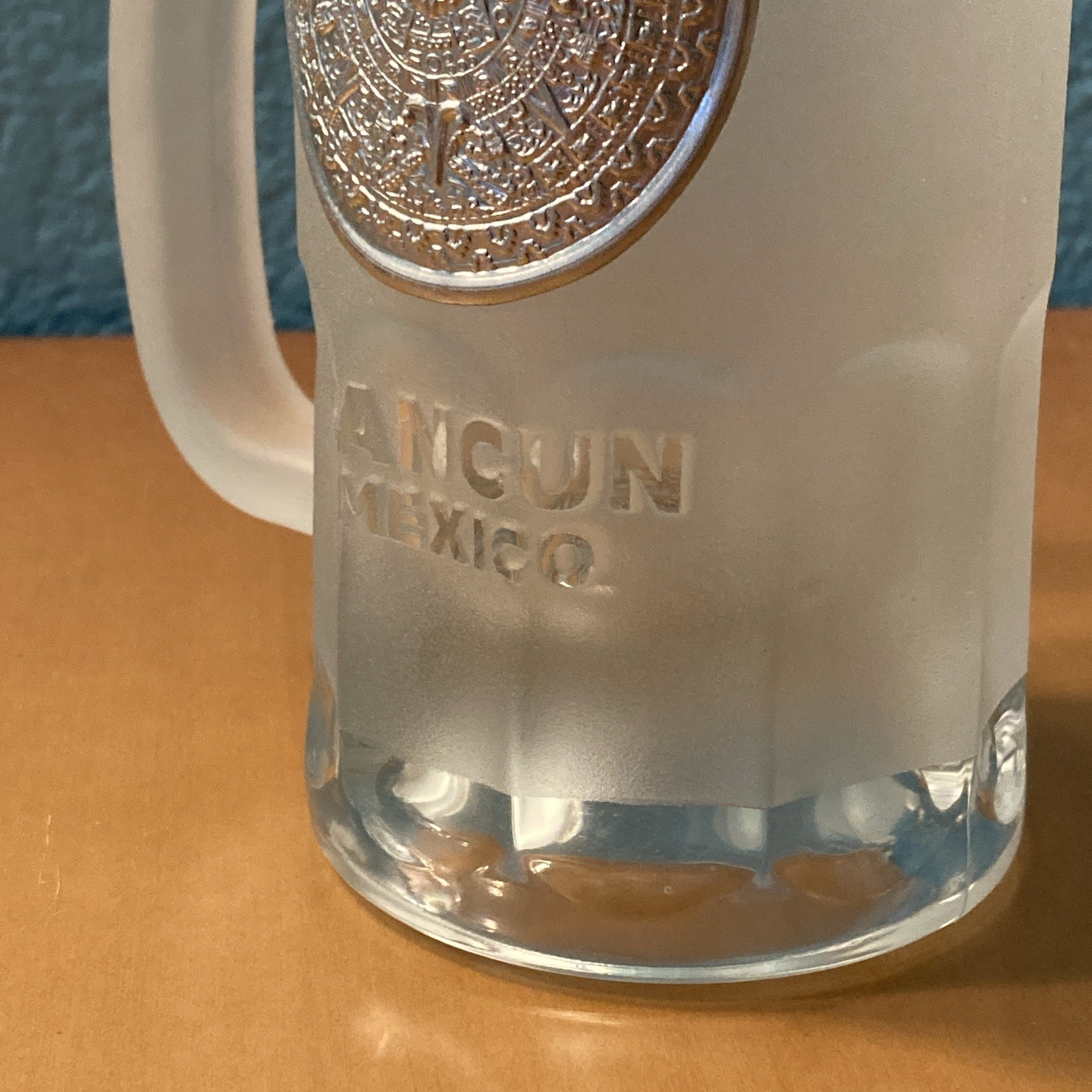 Frosted Glass 8 fl oz Beer Mug w/ Silver Aztec Calendar Medallion Cancun