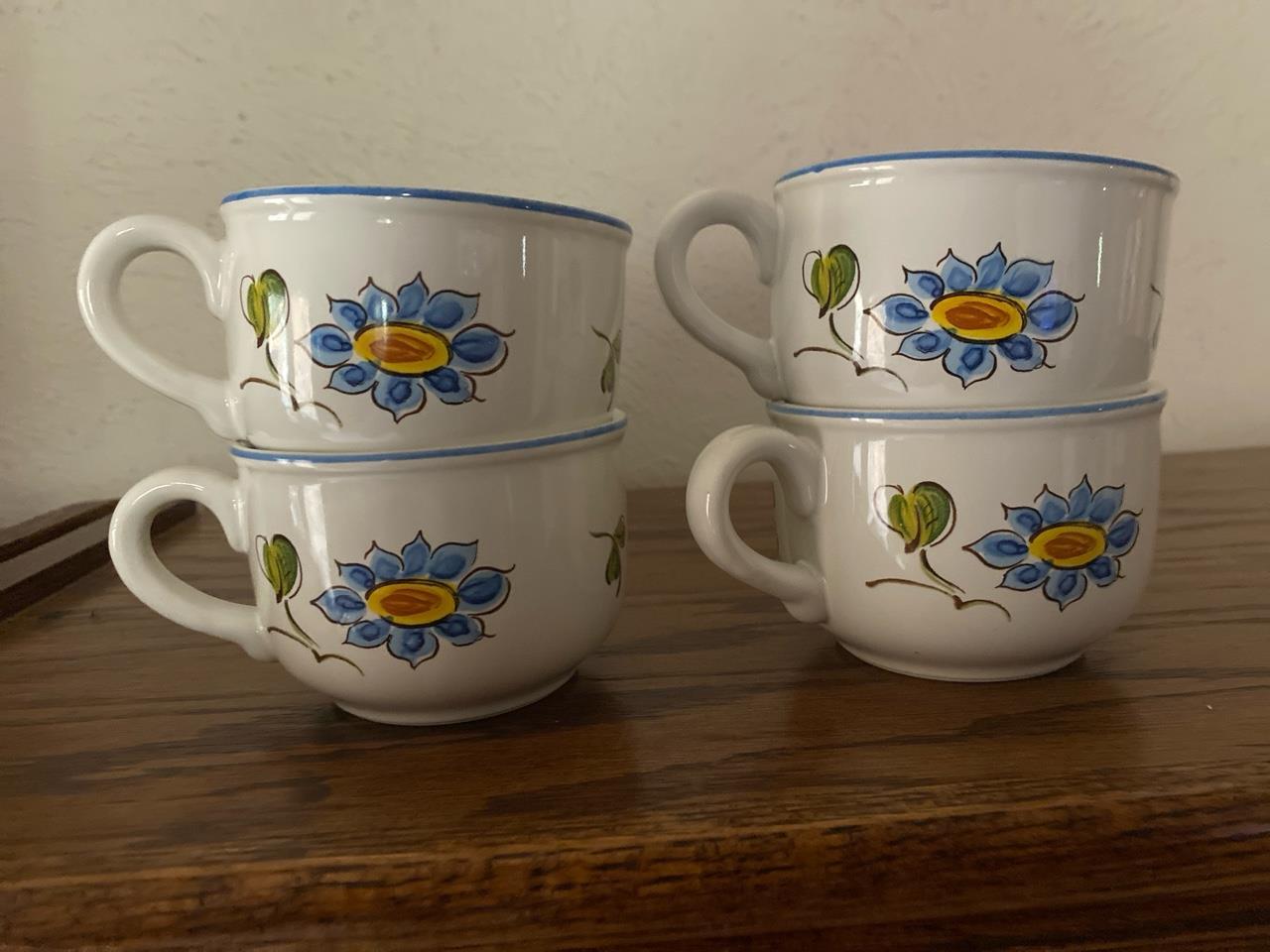 Lot 4 Villeroy & Boch Provence Luxembourg – Blue & Yellow Flowers Flat Cups