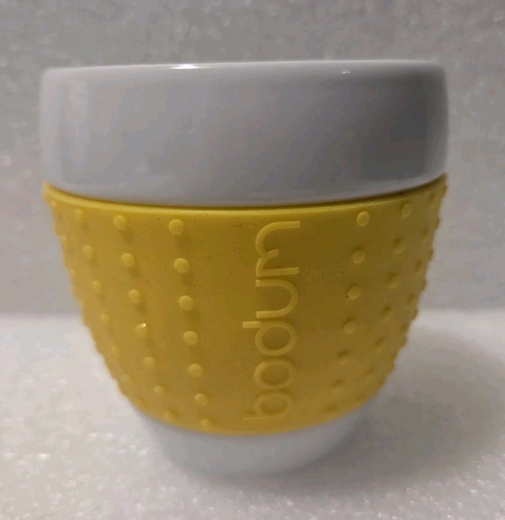 1 BODUM Pavina 12oz White Porcelain Cup Yellow Dotted Silicone Grip 4.5″ Tall