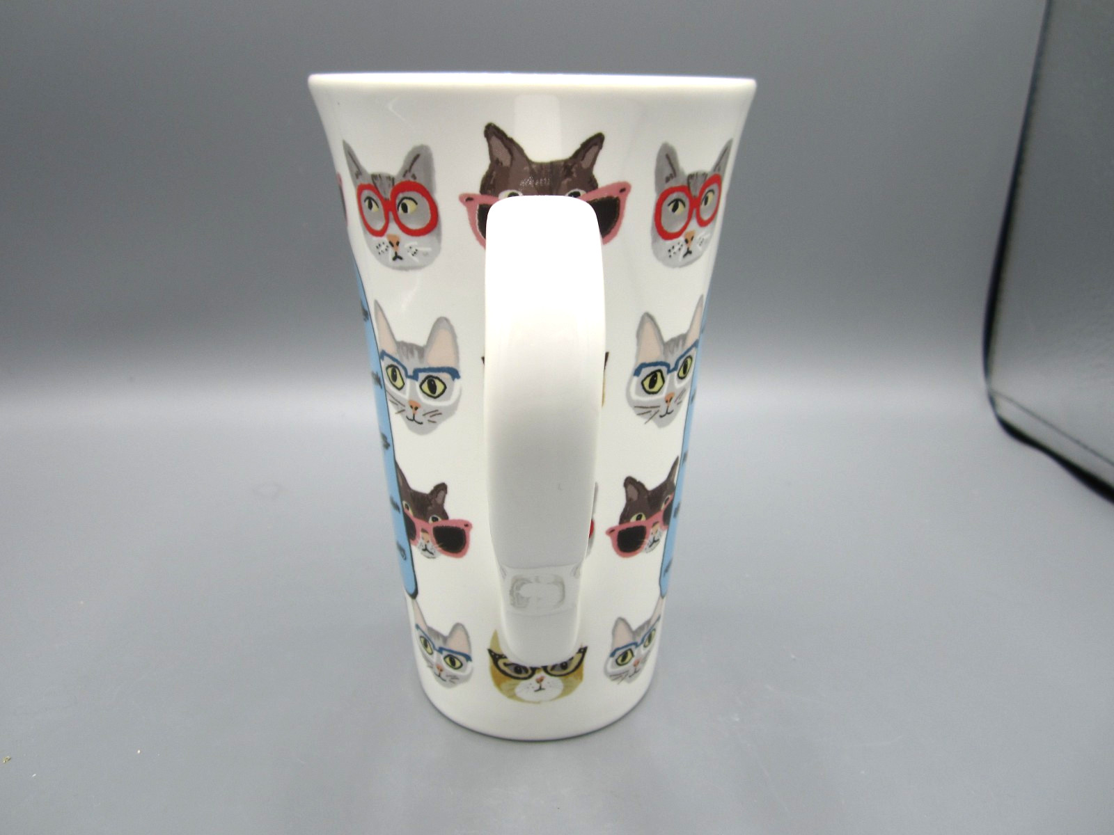 Coventry Multi-color Pop-art Cats Letter “A” Tea Coffee Mug 17 oz (377)