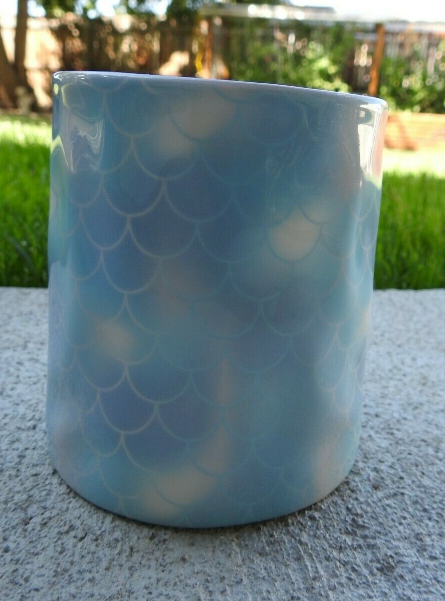 10 Strawberry Street Coffee Mug Blue & White Art Deco Style Geometric Mug 4″ T