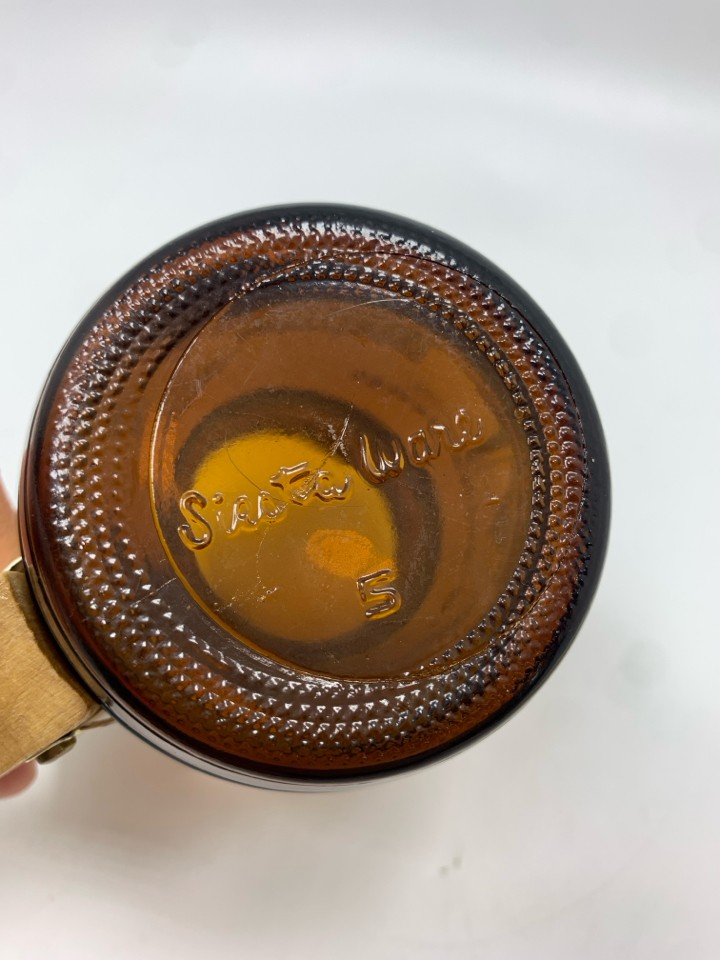 VTG WASHINGTON DC AMBER GLASS MUG W/WOOD HANDLE.